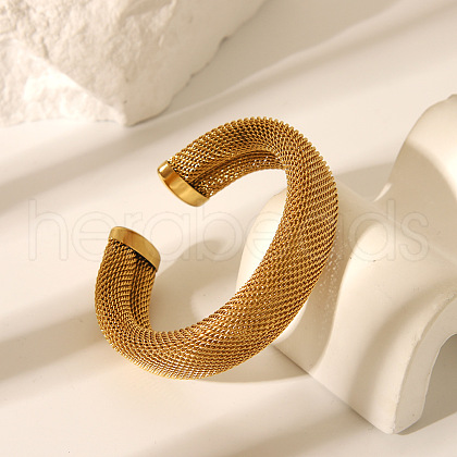 Elegant Romanesque Style Stainless Steel Bangles for Women EC3199-2-1