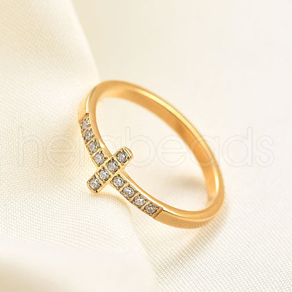 Cross Stainless Steel Micro Pave Clear Cubic Zirconia Finger Rings for Women FS-WG88B59-06-1