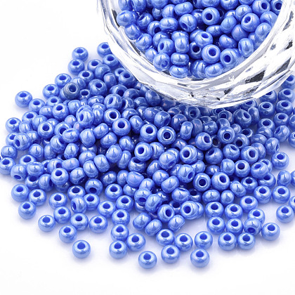 8/0 Czech Opaque Glass Seed Beads SEED-N004-003A-26-1