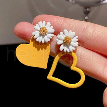 Daisy with Heart Alloy Dangle Stud Earrings FS-WG498A8-01-1